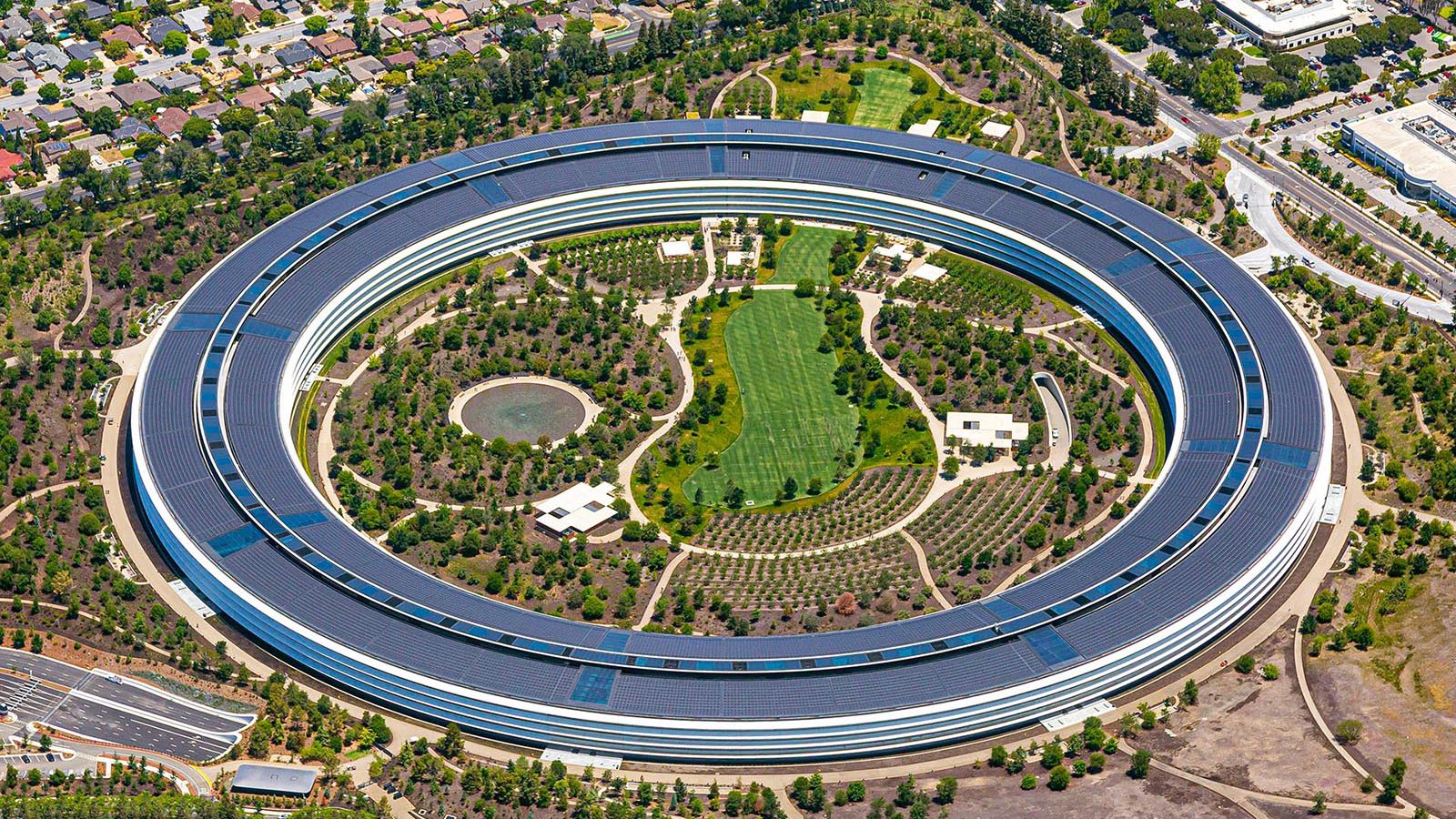 Commercial real estate photo of Apple Park (Apple Headquarters) in Cupertino, California