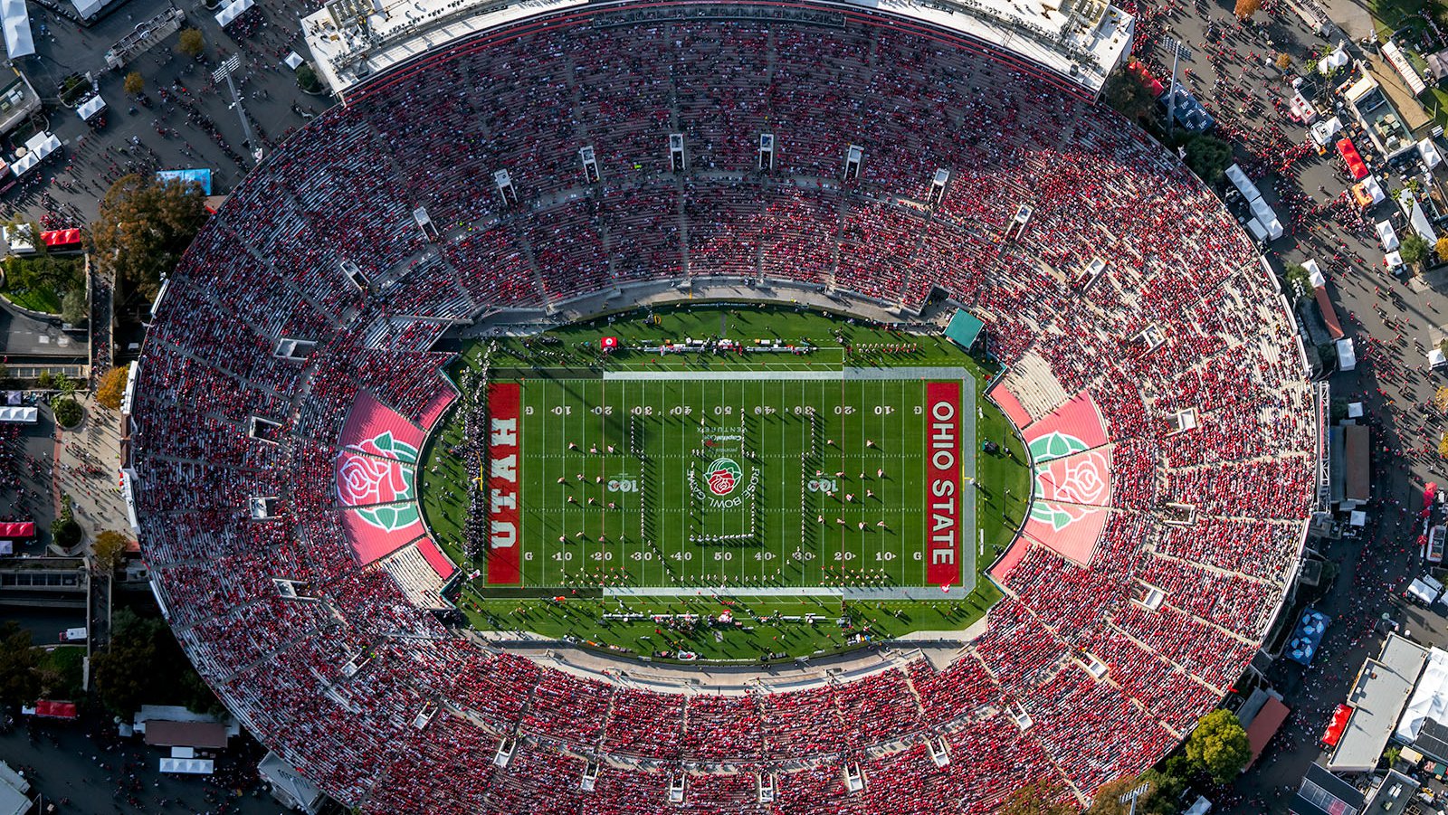 Blog image of the University of Utah marching band "The Pride of Utah" forming a U on the field of the 108th Rose Bowl Game