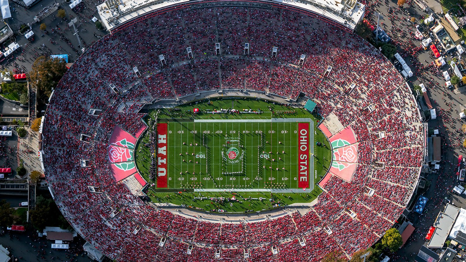 A B-2 Stealth Bomber Flies over the 108th Rose Bowl Game | West Coast ...