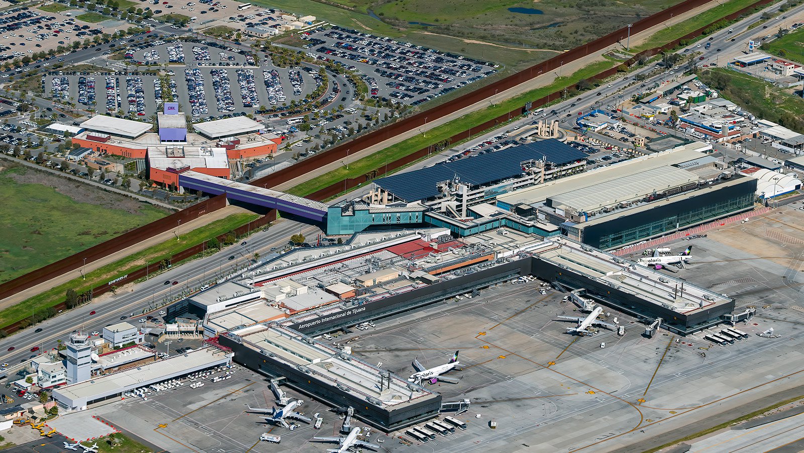 Blog image of construction of the new terminal building at Tijuana International Airport in Tijuana, Mexico