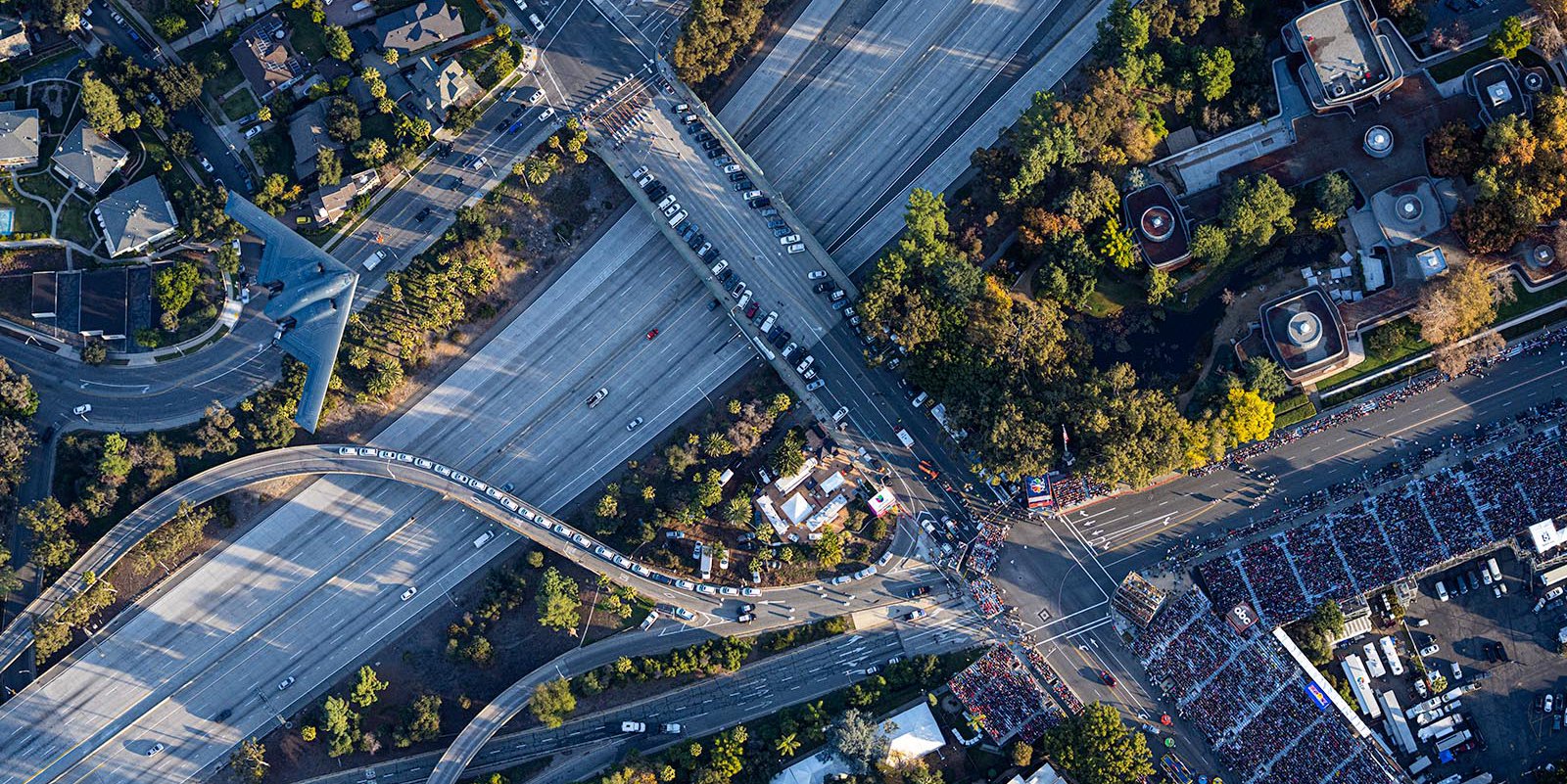 Blog picture of a B-2 Stealth Bomber flying over the 2020 Rose Parade in Pasadena, California