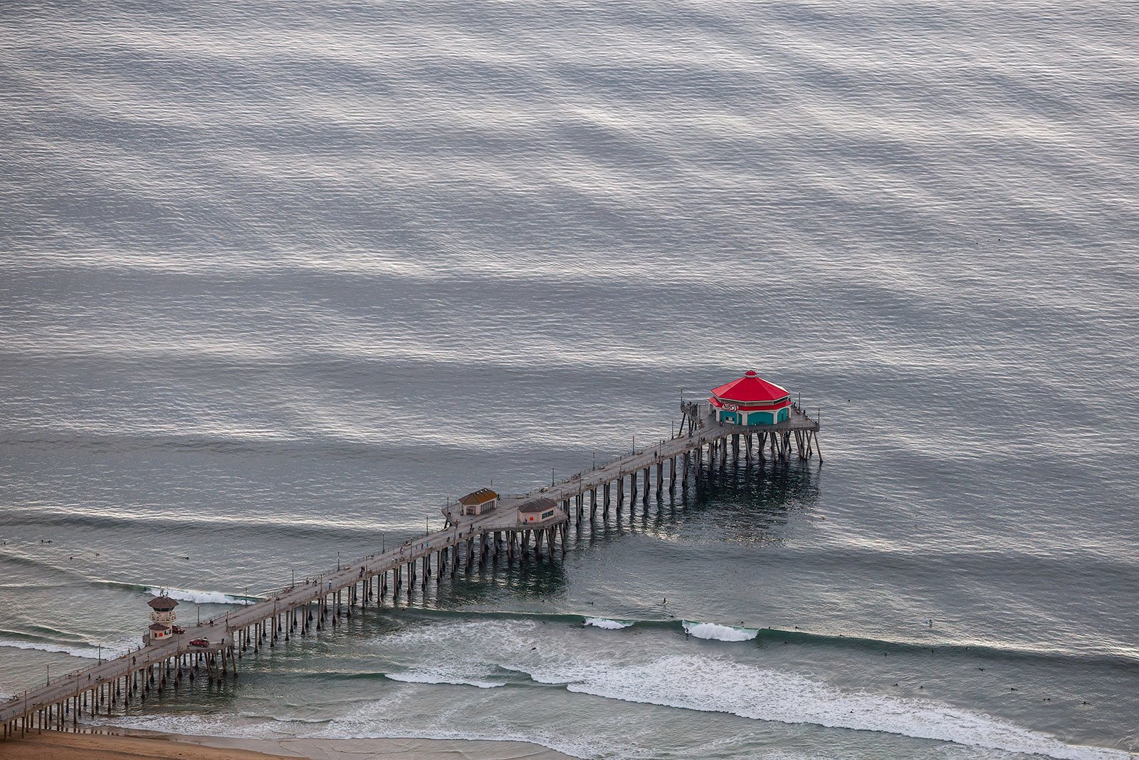 Huntington Beach Pier with a South Swell