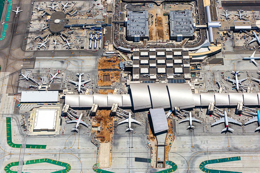 Construction photo of modernization efforts at Los Angeles International Airport (LAX)