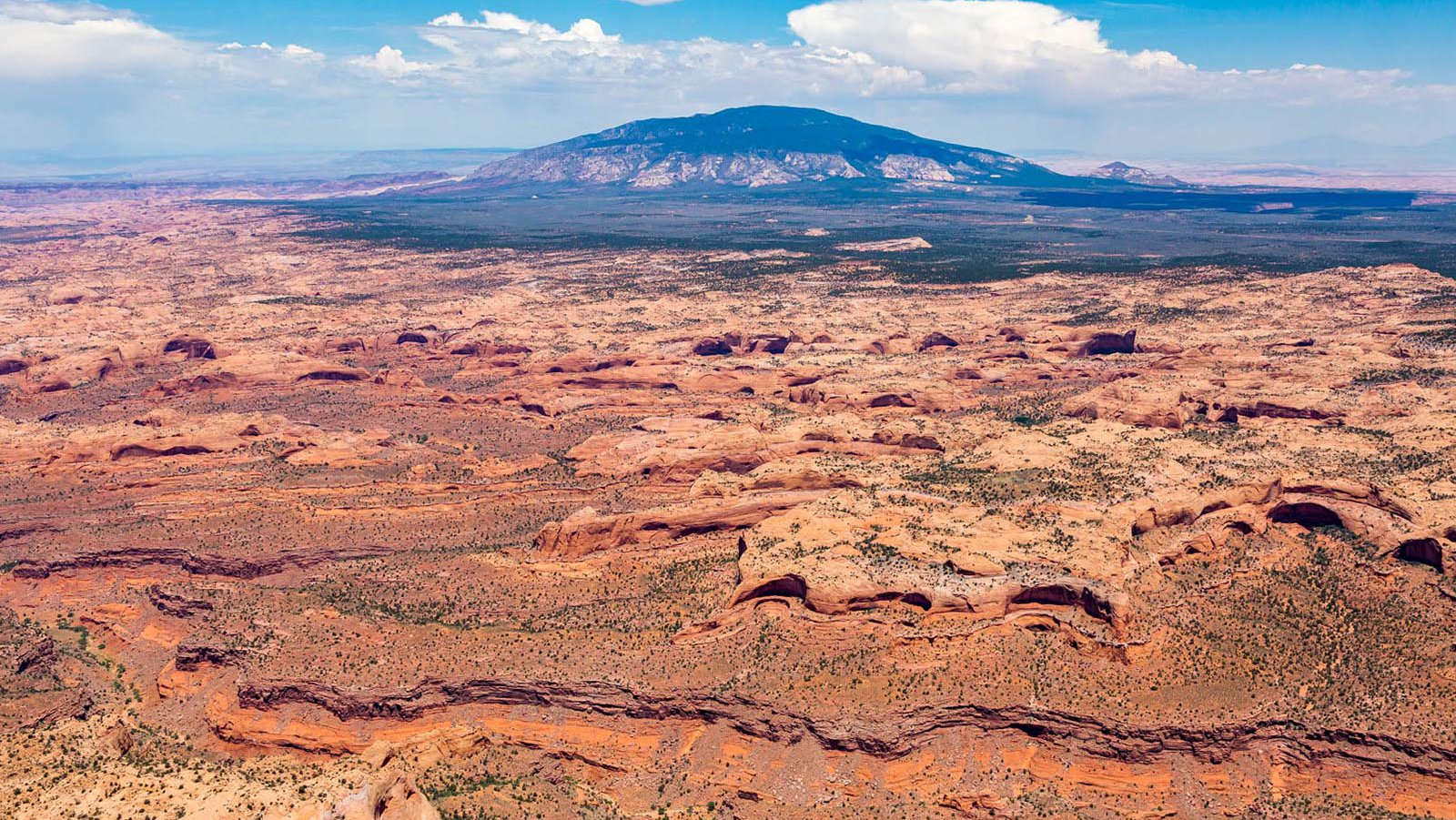 Blog image 1576 of the various rock layers in the Navajo Nation