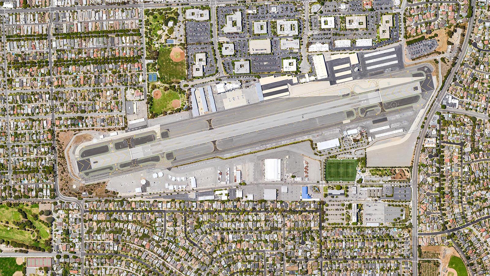 Mapping orthomosaic photo of Santa Monica Airport (KSMO) in Santa Monica, California