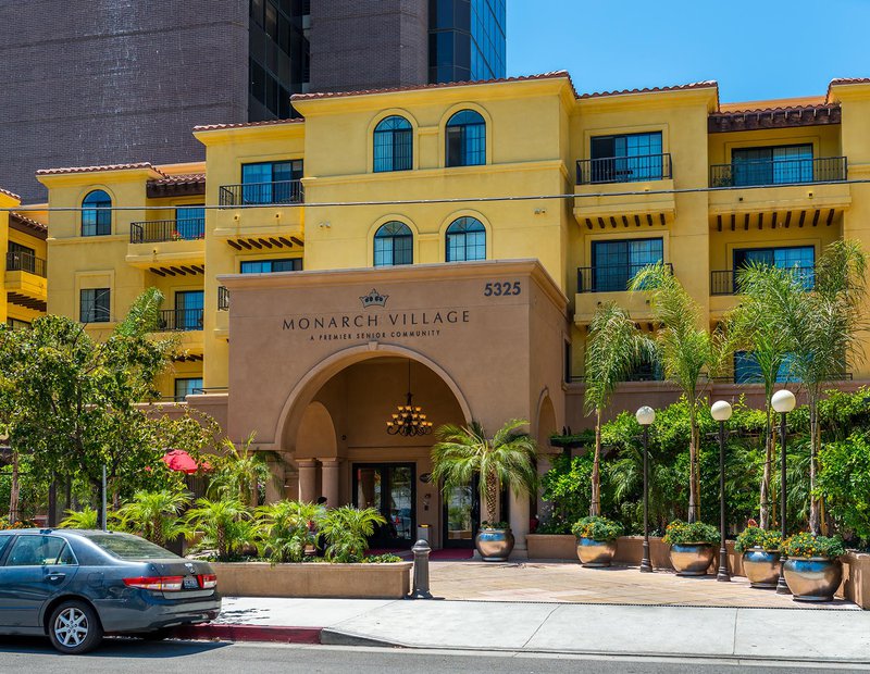 Exterior architectural photo of Monarch Village, a premiere senior living community in Tarzana, California