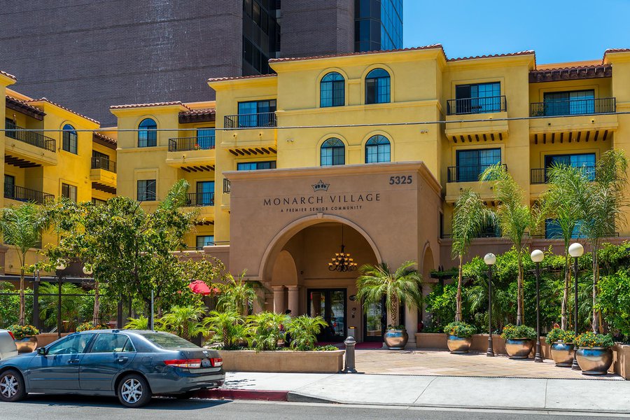 Exterior architectural photo of Monarch Village, a premiere senior living community in Tarzana, California