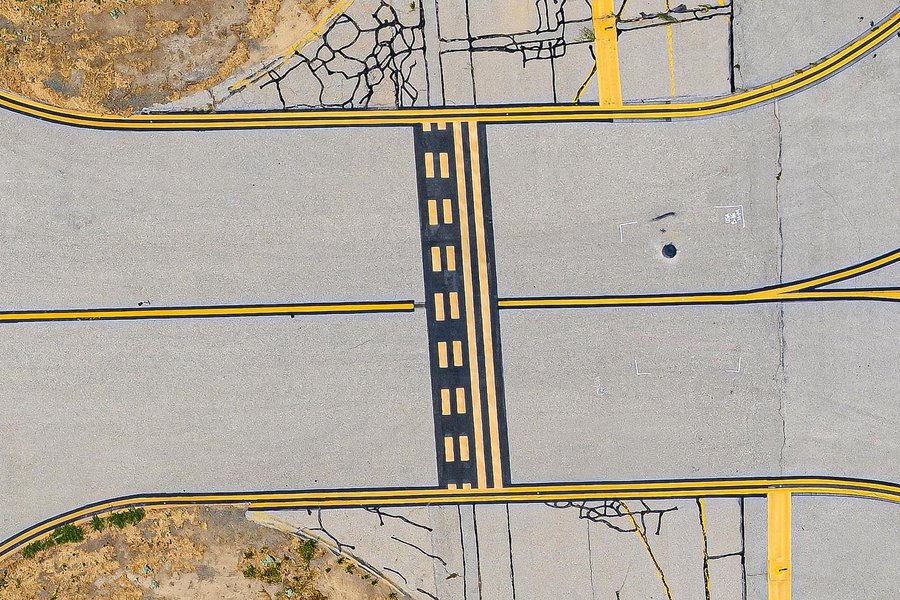 Mapping high-resolution orthophoto screen capture of Van Nuys Airport (KVNY) in Van Nuys, California