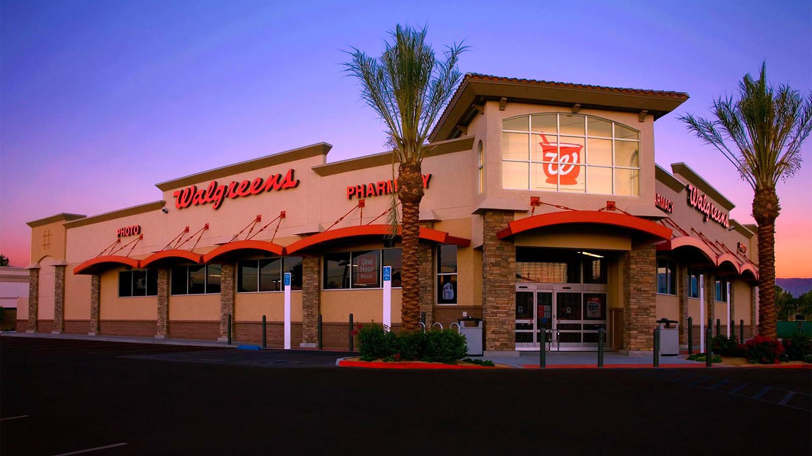 Exterior Architectural sunrise image of an Indio, California Walgreens store