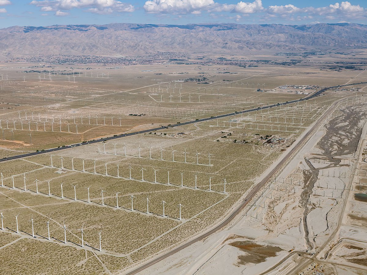 Blog photography of wild farms in the Banning Pass near Palm Springs, California