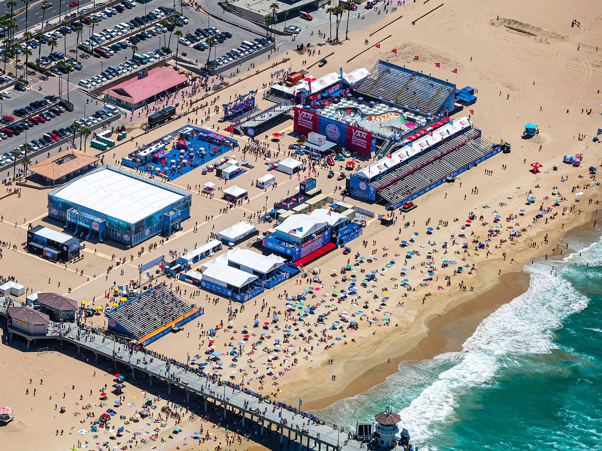 Blog photograph of the 2015 Vans US Open of Surfing in Huntington Beach, California