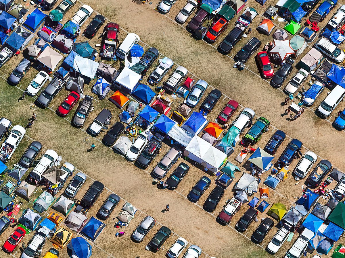 Blog image of cars and camping areas at the Coachella Music and Arts Festival in Indio, California