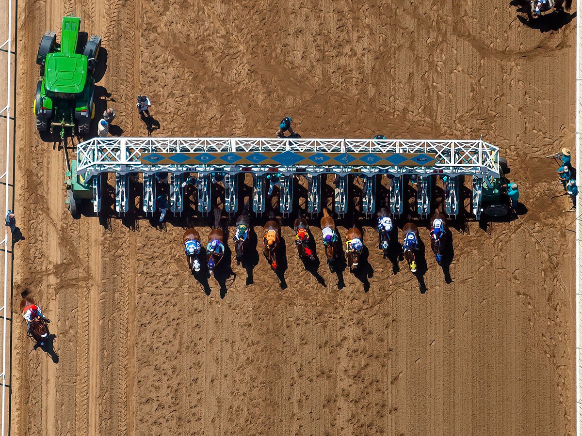 Blog image of the start of Race 1 on the 2016 Opening Day at Del Mar Racetrack in Del Mar, California