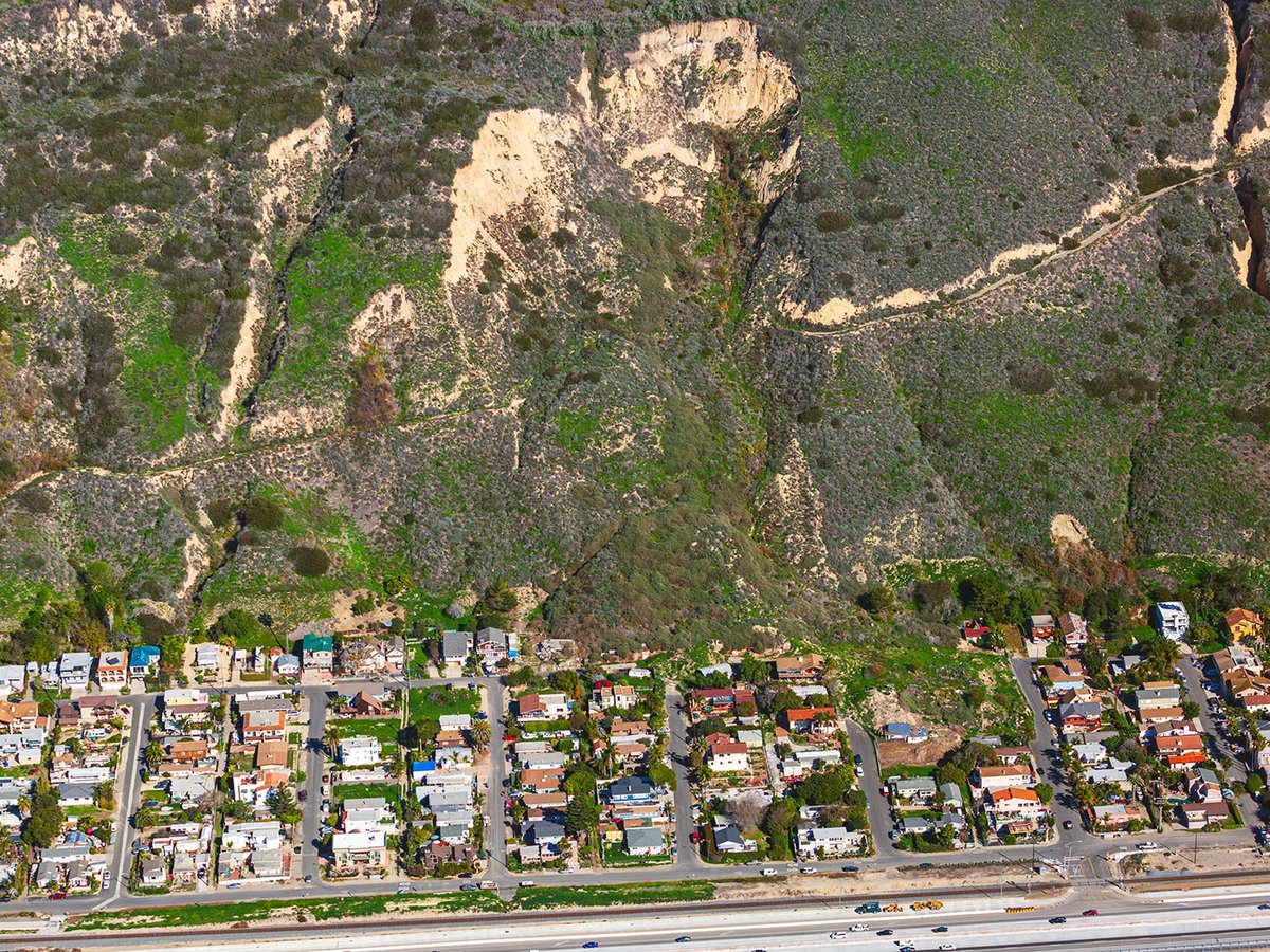 Blog image of La Conchita, 10 years after a landslide struck the beach community