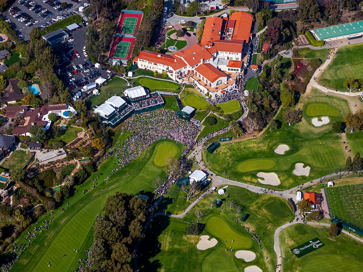 Blog photo of crowds gathered at Riviera Country Club to watch the Northern Trust Golf Tournament