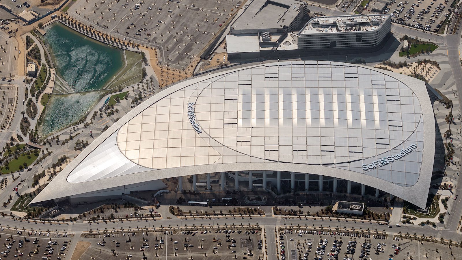 Blog completed image of the SoFi Stadium construction in October 2020 at Hollywood Park in Inglewood, California