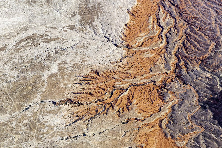 Blog Close-up photo of the geological formations at the Valley of Fire State Park in Nevada